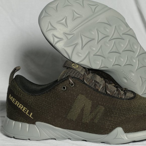 bare access flex knit